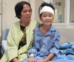 Bé gái chỉ nôn, bác sĩ nói chỉ còn 5% cơ hội sống sót
