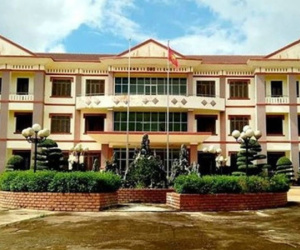Cách chức phó chủ tịch huyện vì lấn chiếm đất rừng