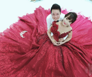 Cô dâu 62 tuổi từng nằm ôm chồng khóc 2 ngày vì 'hứng' hơn 4000 bình luận chửi rủa sau 1 đêm