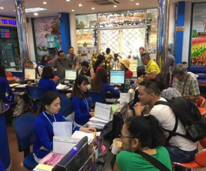 Nhộn nhịp tour sang Philippines xem tuyển Việt Nam đá bán kết AFF Cúp