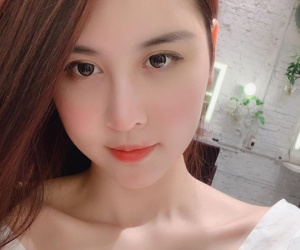 Sau nửa tháng phẫu thuật thẩm mỹ, Hà Lade bất ngờ lên tiếng khi bị chê đơ cứng, khuôn mặt đại trà