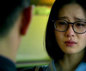Vừa cưới về thì chị dâu bị sảy thai, cả nhà lại quay sang đổ thừa cho nàng dâu 'không hợp mệnh'