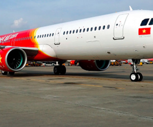 Máy bay gặp sự cố hạ cánh nghiêm trọng, vốn hóa Vietjet Air sụt hơn 800 tỷ đồng