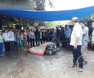 Người đàn ông bị điện giật chết oan: Do mưa gió, tàu dừa va đập đứt dây!