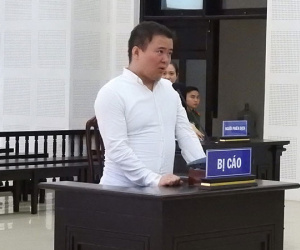 Người đàn ông Trung Quốc thực hiện hàng loạt vụ trộm ở sân bay lĩnh án