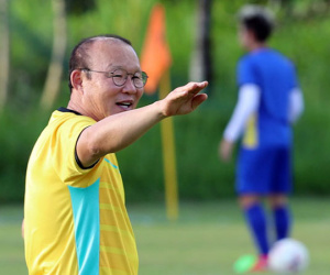 Báo Hàn Quốc: 'Park Hang-seo được đối đãi như người hùng dân tộc ở Việt Nam'