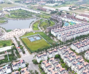 Biệt thự Pháp 10 năm hoang lạnh giữa Thủ đô: Bí ẩn ông chủ đại gia