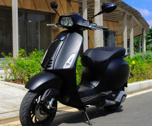 Chi tiết Vespa Sprint Notte - động cơ mới, giá 78,5 triệu đồng