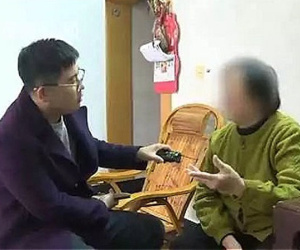 Cho con 34 năm, người mẹ tìm lại để nhờ vả nhưng bị từ chối