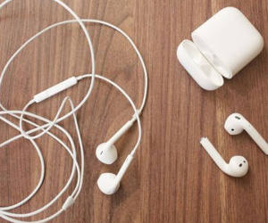 Tai nghe AirPods sạc không dây, chống nước sẽ ra mắt vào năm sau