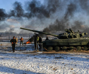 Ukraine huy động quân dự bị, tập trận lớn sát biên giới Nga