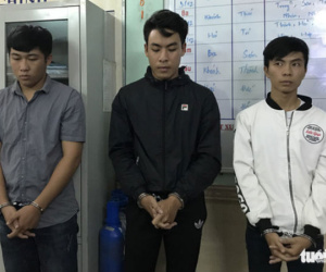 3 sinh viên 'đánh bẫy' lớn lừa 300 người ra sao?