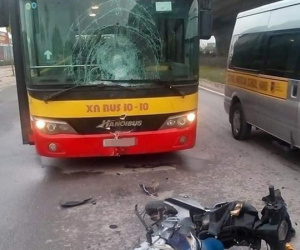 Chạy ngược chiều đâm trực diện xe buýt, nam thanh niên tử vong
