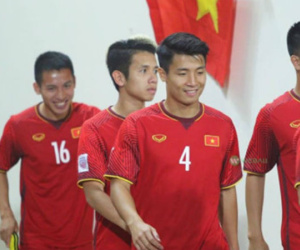 Trọng Đại gây cười với màn xin các cầu thủ tuyển VN vé xem chung kết