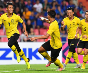 Didier Drogba chúc Việt Nam và Malaysia may mắn ở chung kết AFF Cup