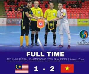 Thắng Malaysia, U20 Futsal Việt Nam tiếp thêm sức cho thầy trò Park Hang-seo