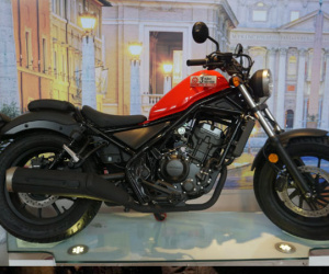 Honda Rebel 300 giảm giá sốc 4 triệu đồng hút phái mạnh