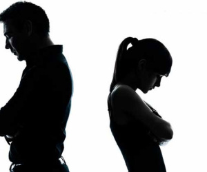 Bỏ chồng chạy theo bồ, tôi bị bỏ rơi ngay khi vừa ly hôn