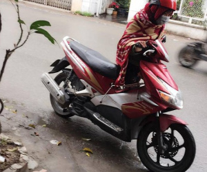 Hớn hở khoe ăn mặc hợp mốt, cô nàng bị cộng đồng mạng ném đá không thương tiếc