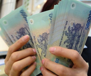 Lương cơ sở của công chức sắp tăng 100.000 đồng