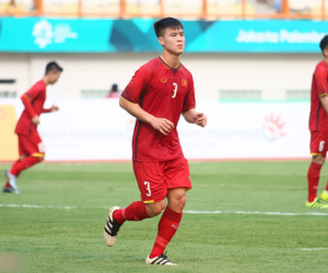 CĐV Malaysia 'tấn công' trang cá nhân của hậu vệ Duy Mạnh sau trận hòa