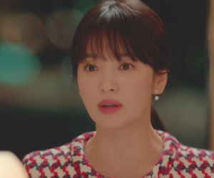 Song Hye Kyo lại khiến khán giả xuýt xoa với tạo hình tuổi đôi mươi