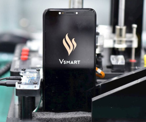 Vingroup nói gì về tin đồn điện thoại Vsmart xuất xứ Trung Quốc?