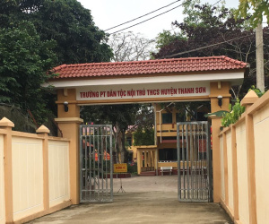 'Người thứ ba' lên tiếng phủ nhận nhiều lần gọi học sinh lên cho hiệu trưởng dâm ô