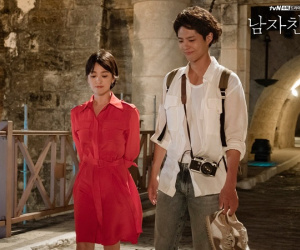 Vì sao phim của Song Hye Kyo hụt hơi trước Jang Nara?