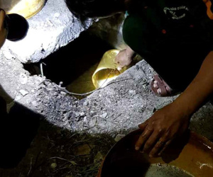 4.000 lít dầu tràn ra đồng, nhiều gia đình phải sơ tán