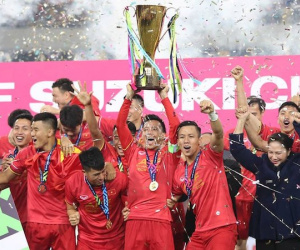 Báo Thái Lan: 'Việt Nam vô địch kiểu MU thời Sir Alex'