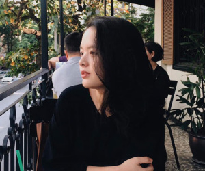 Hồng Mi - con gái nghệ sĩ Chiều Xuân tái xuất sau sinh 2 tháng, khoe nhan sắc lộng lẫy khiến ai nấy ngỡ ngàng