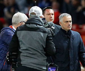 Mourinho thoát tội ‘vạ miệng’ từ tháng 10