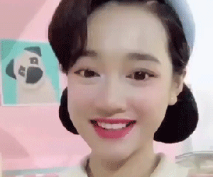 Bị chê bai vì gương mặt phá nét do mang bầu, Nhã Phương đáp trả nhẹ nhàng