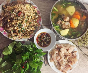 Đau đầu vì phải làm mâm cơm cho 4 người mà chỉ có 70k, mẹ trẻ được dân mạng cho một loạt công thức bỏ túi