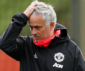 Giá cổ phiếu Man Utd tăng 5% sau khi Mourinho bị sa thải