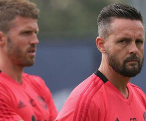 Hé lộ danh tính 3 cái tên theo chân Mourinho rời M.U