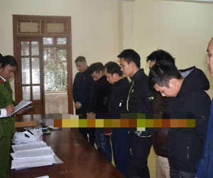 Phá 2 ổ đánh bạc xóc đĩa ở Ninh Bình, thu giữ hơn 200 triệu đồng