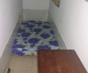 Phòng trọ chật chội như tù biệt giam cho thuê với giá 600k/tháng khiến dân mạng kịch liệt tranh cãi xem đắt hay rẻ