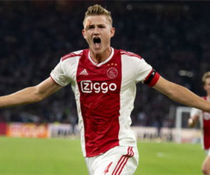Juventus sẵn sàng chi 86 triệu đôla mua 'Cậu Bé Vàng'