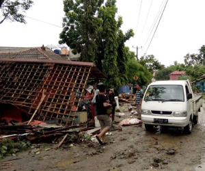 Nhân chứng sóng thần Indonesia: 'Tôi chỉ còn biết cầu nguyện và chạy'