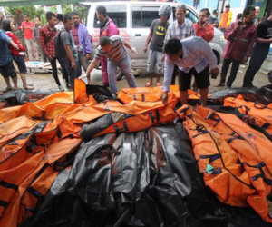 Việt Nam khuyến cáo công dân không đến vùng sóng thần ở Indonesia