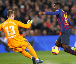 'Bé hư' Dembele đã vượt qua 'bé ngoan' Coutinho