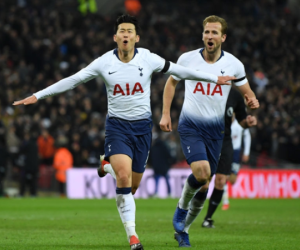 Clip: Harry Kane và Son Heung-Min cùng lập cú đúp, Tottenham 'đánh tennis' trên sân của Everton