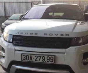 Vụ Range Rover đâm nữ sinh bỏ chạy: 'Người đóng thế' có phải chịu tội?