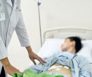 Cậu bé 9 tuổi có hơn 50 viên sỏi trong thận, nguyên nhân không ngờ là từ chính thói quen ăn uống này