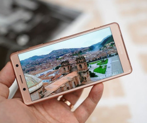 Những smartphone chất lượng bị 'thất sủng' năm 2018