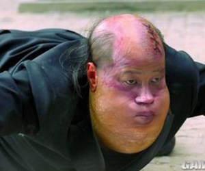 Ác nhân 'Tuyệt đỉnh Kung Fu' hàn gắn với vợ sau bê bối ngoại tình