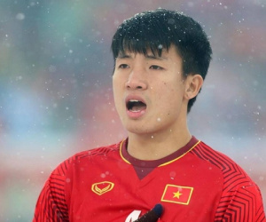 Trung vệ Bùi Tiến Dũng nhận được vinh dự lớn trước ngày sang Qatar tập huấn