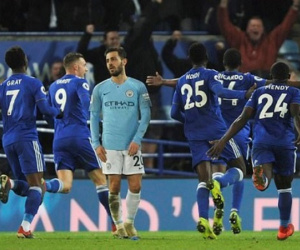 Video: Thua trận thứ 2 liên tiếp, Man City mất luôn ngôi nhì bảng